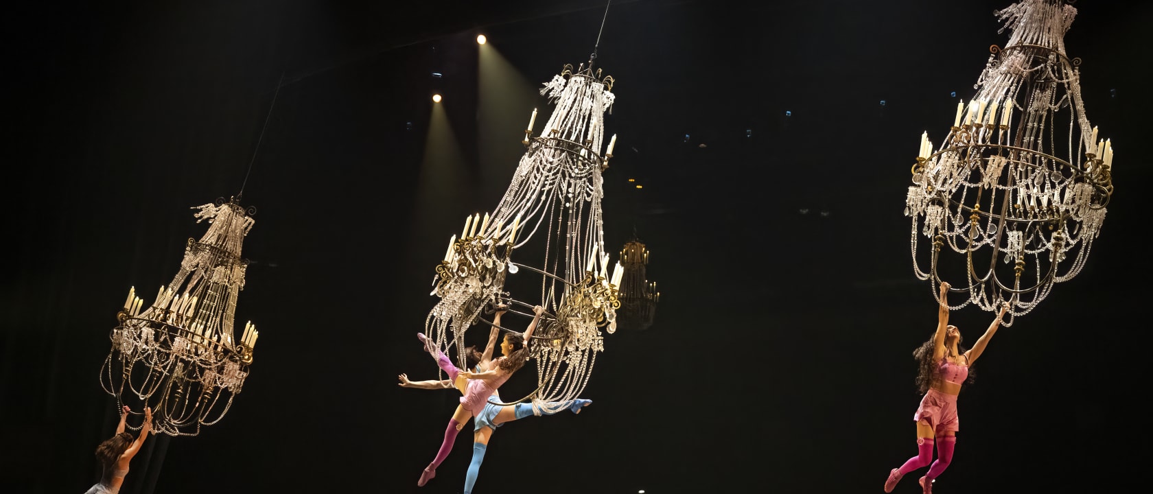 Cirque du Soleil Corteo