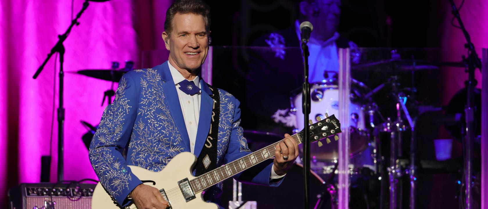 Chris Isaak Parking