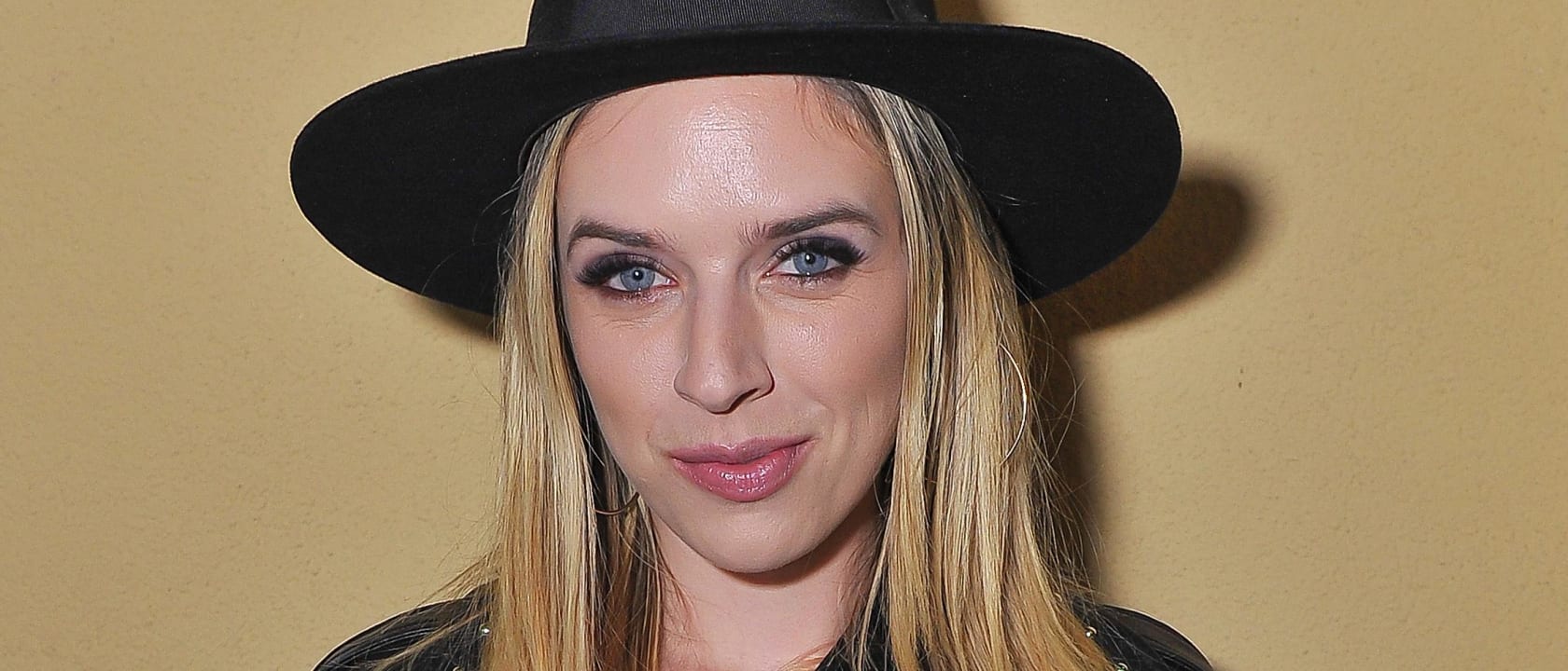ZZ Ward
