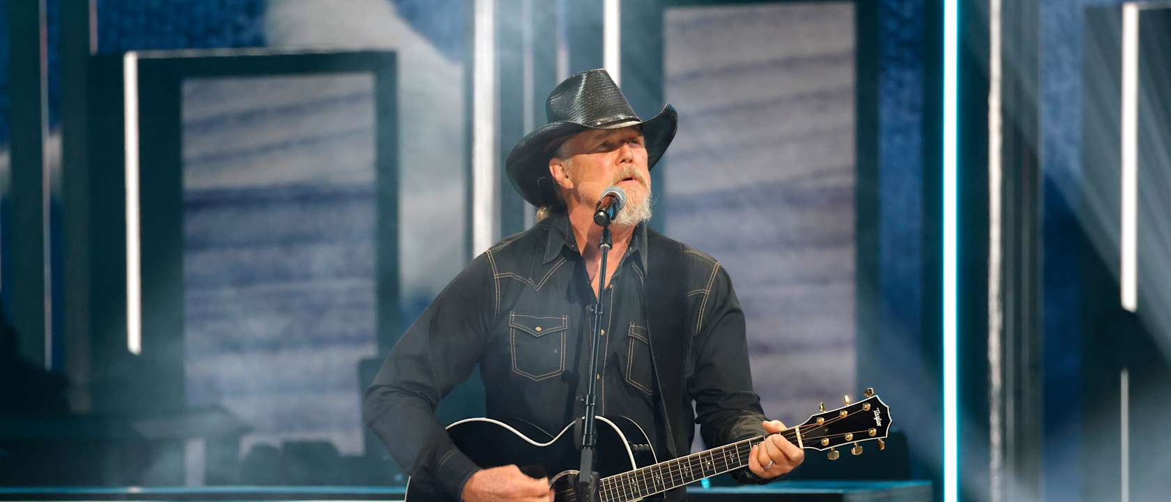 Trace Adkins Parking