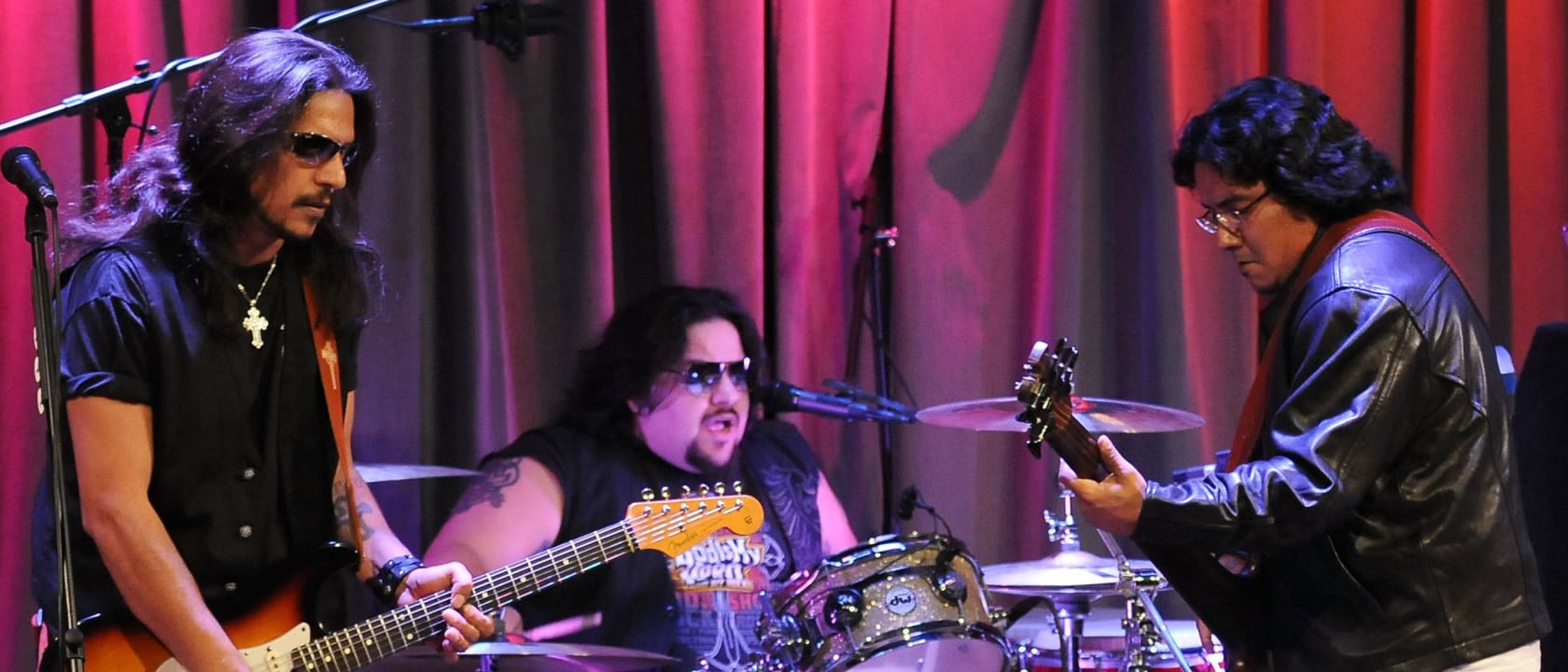 Los Lonely Boys