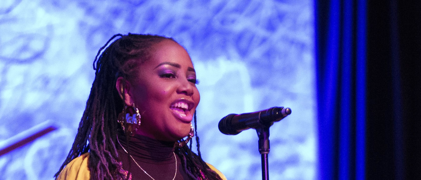 Lalah Hathaway