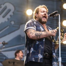 Nathaniel Rateliff and The Night Sweats