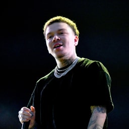 Phora