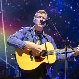 Tyler Childers Parking