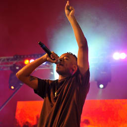 Rejjie Snow