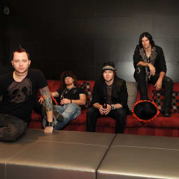 Hinder
