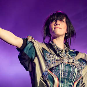 Billie Eilish Image