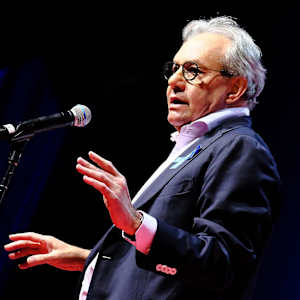 Lewis Black Image