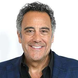 Brad Garrett Image