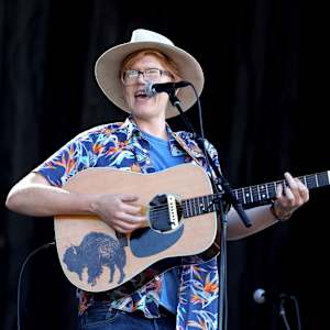 Brett Dennen Image