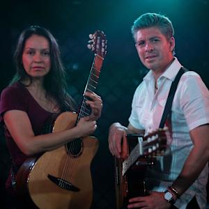 Rodrigo y Gabriela Image