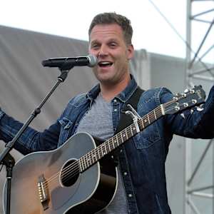 Matthew West Image
