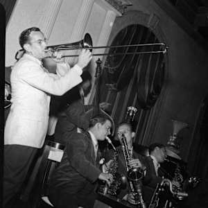 Glenn Miller Orchestra Image