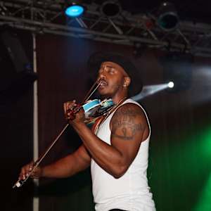 Damien Escobar Image