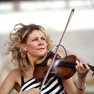 Natalie MacMaster Image