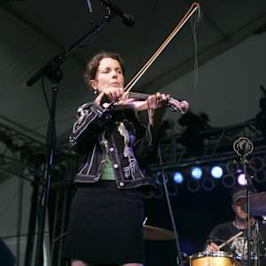 Donna the Buffalo Image