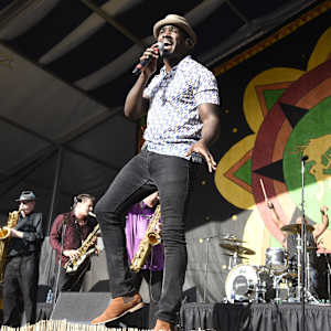 Tower of Power Image