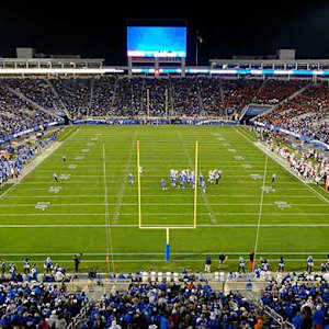 Kentucky Wildcats Football Image