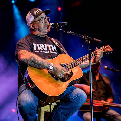 Aaron Lewis and The Stateliners