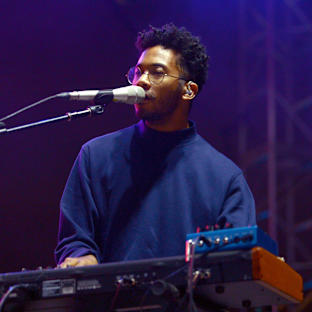 Toro Y Moi Image
