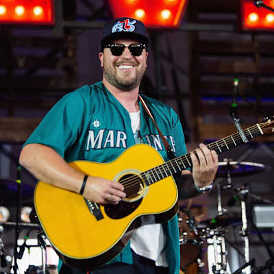 Mitchell Tenpenny